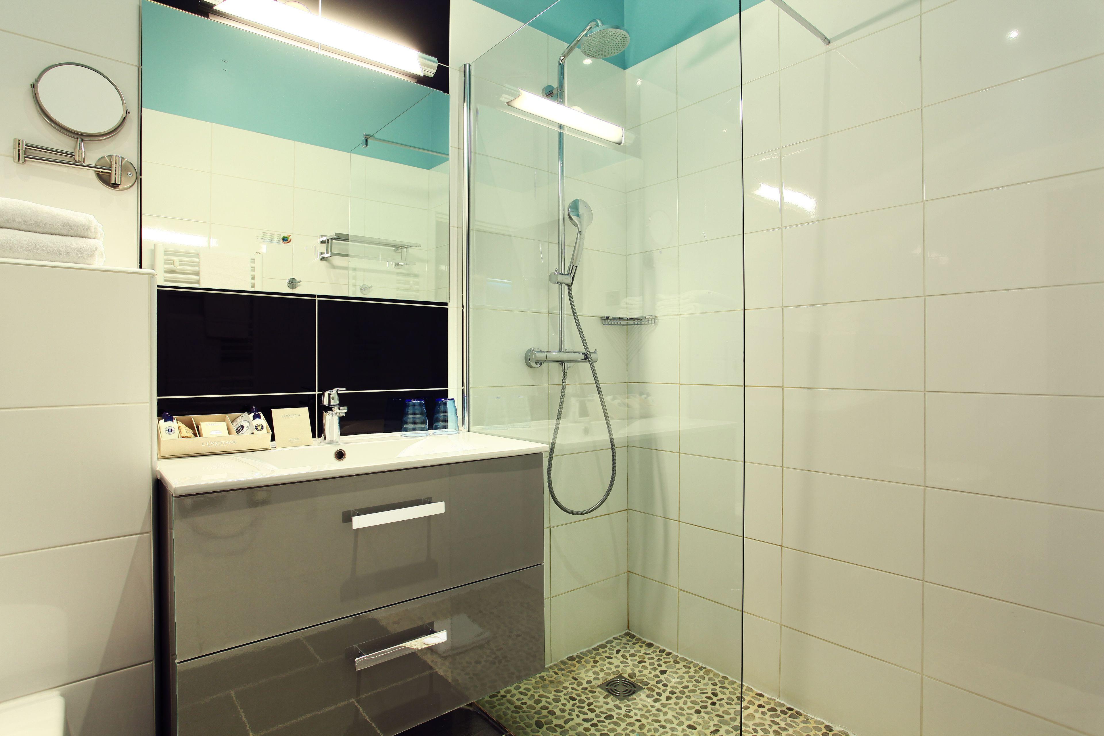 Le Robinet D'or Canal Saint Martin Hotel 3*