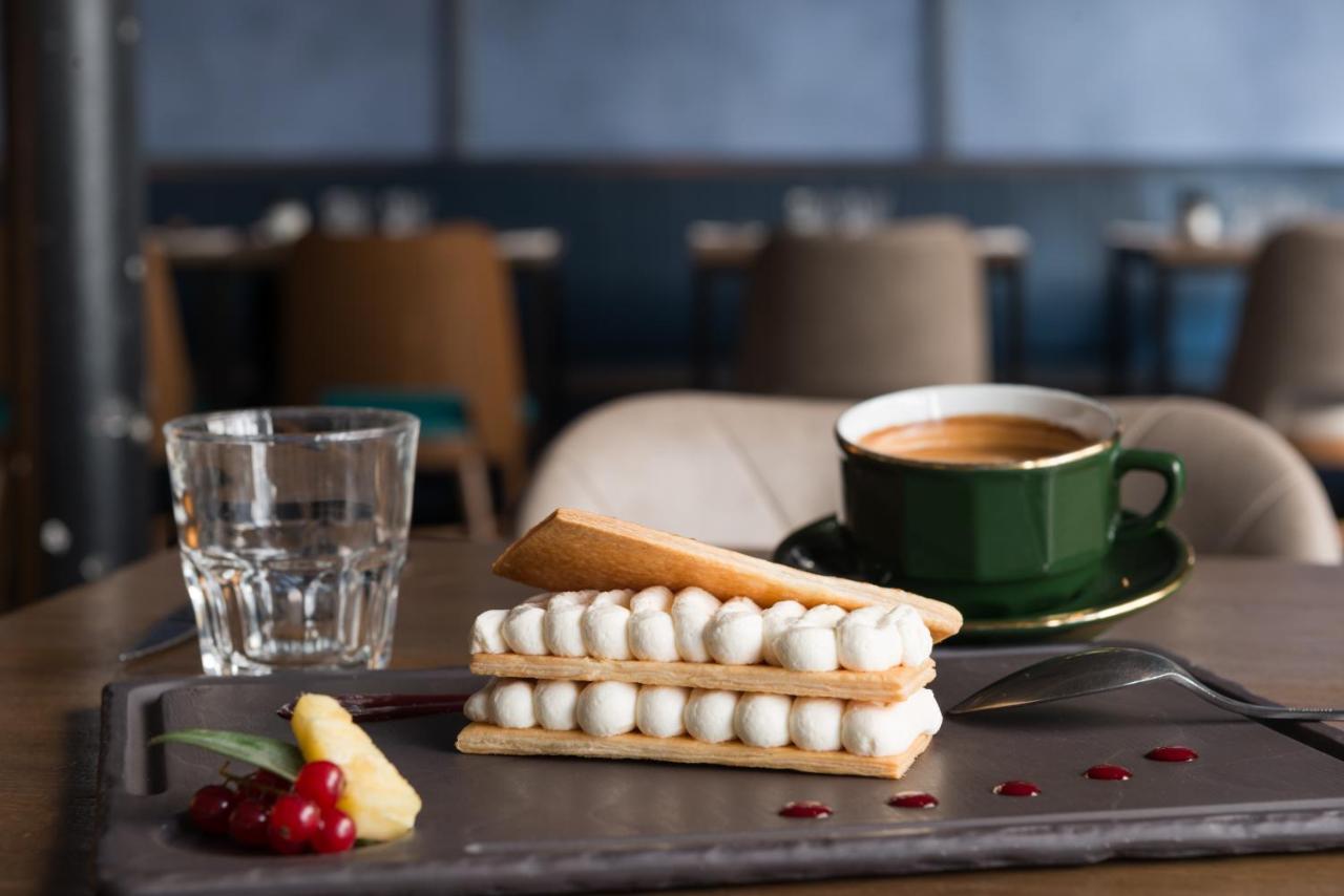 Hotel Le Robinet D'or Canal Saint Martin 3*