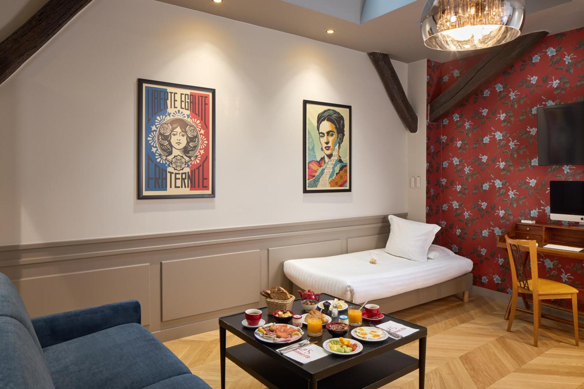 Le Robinet D'or Canal Saint Martin Parigi