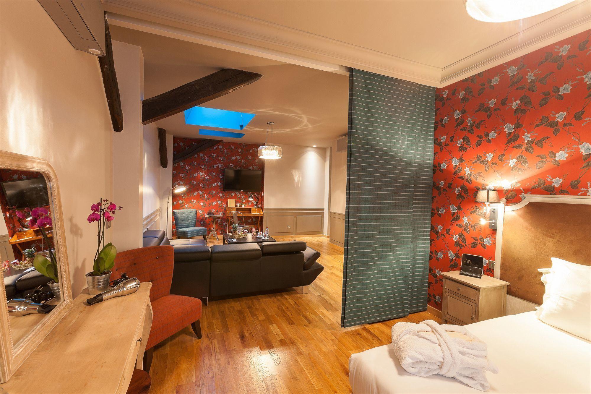 Hotel Le Robinet D'or Canal Saint Martin Parigi