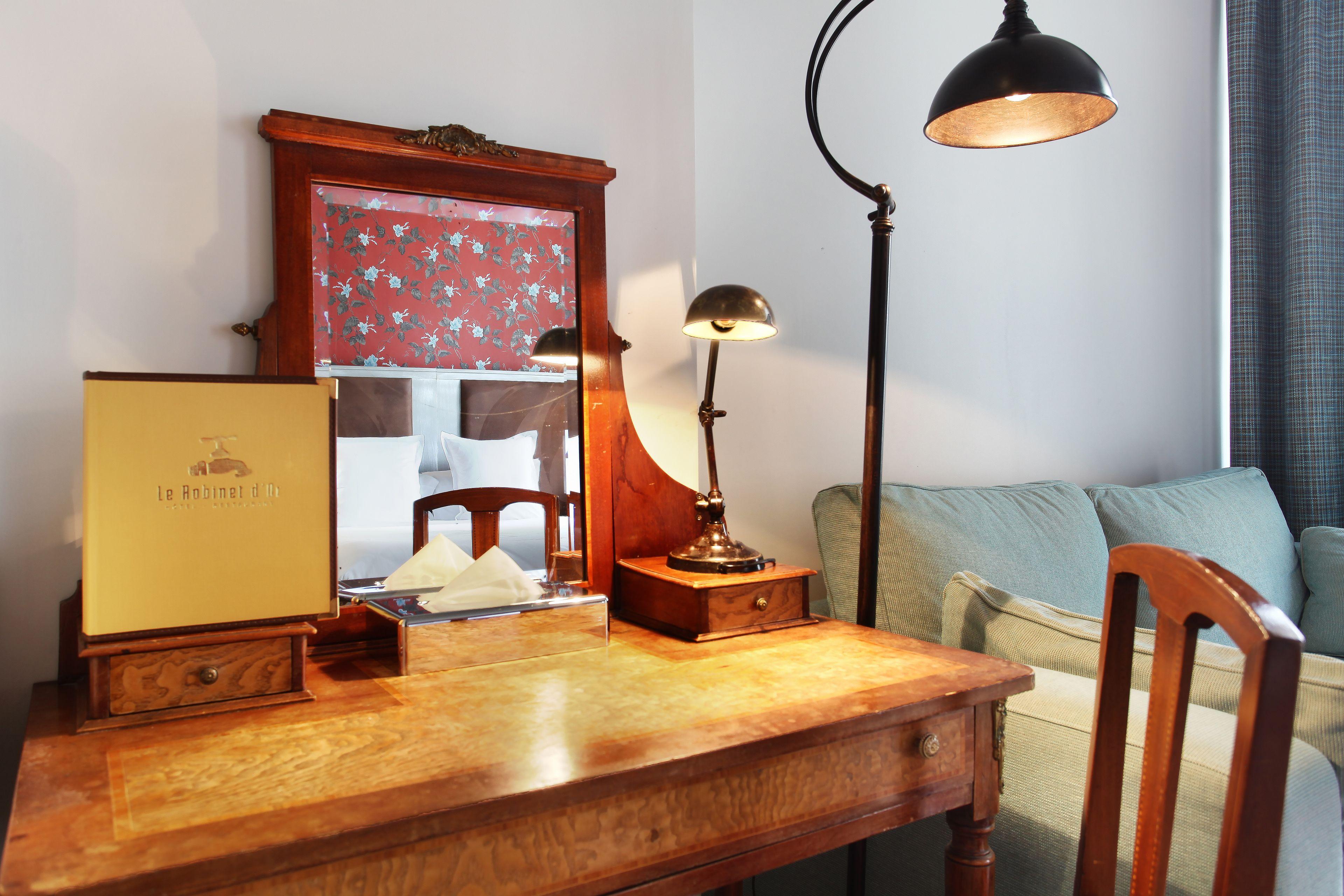 Le Robinet D'or Canal Saint Martin Parigi